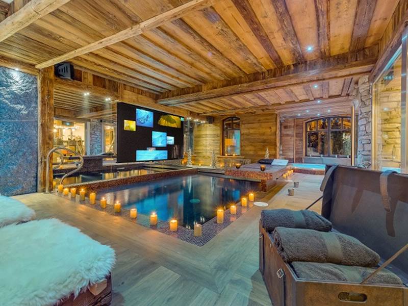 Lhotse swimming pool and views