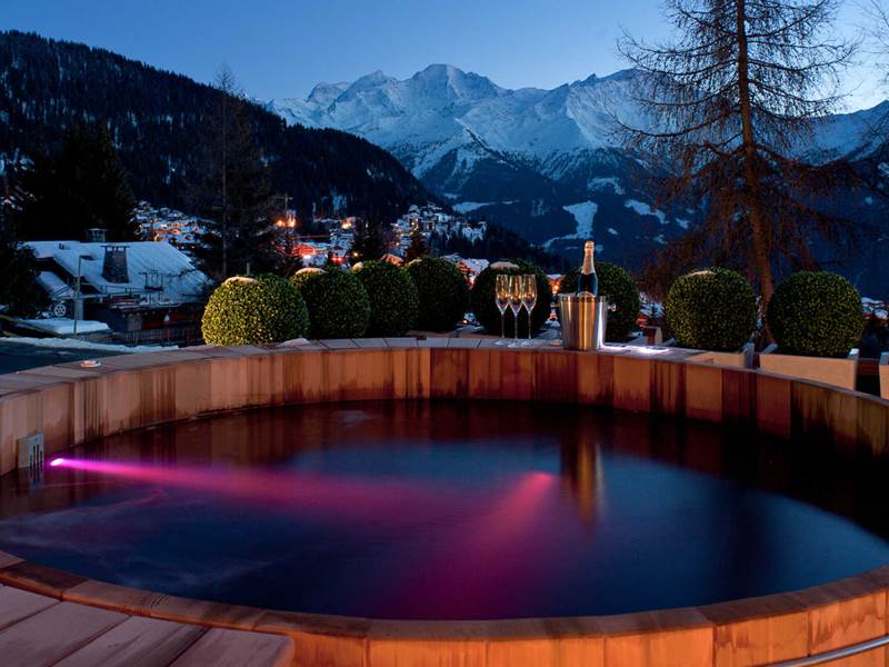 A relax in the hot tub with views over the Valais