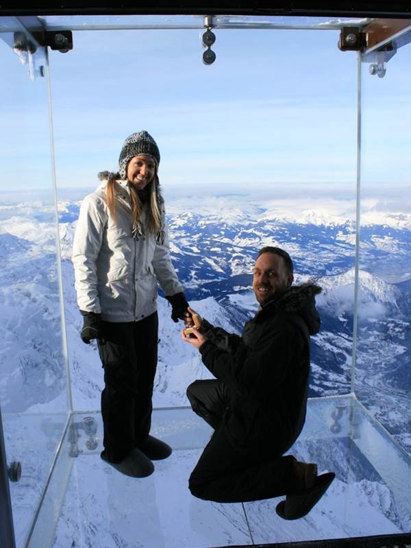 Will you marry me - James and Sara