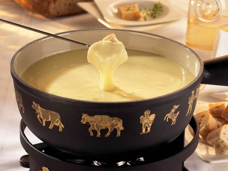 Traditional Cheese Fondue
