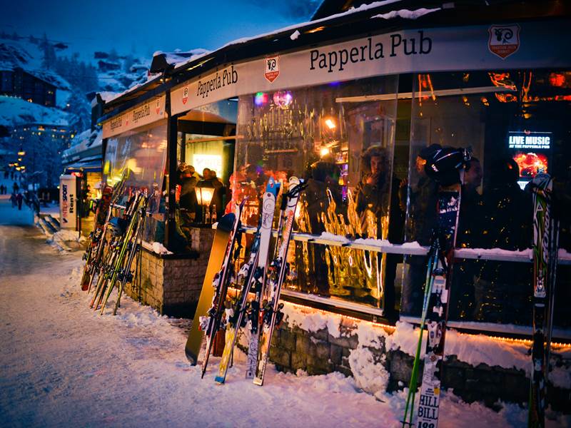In town the Papperla Pub is one of the premier acres ski bars in Zermatt